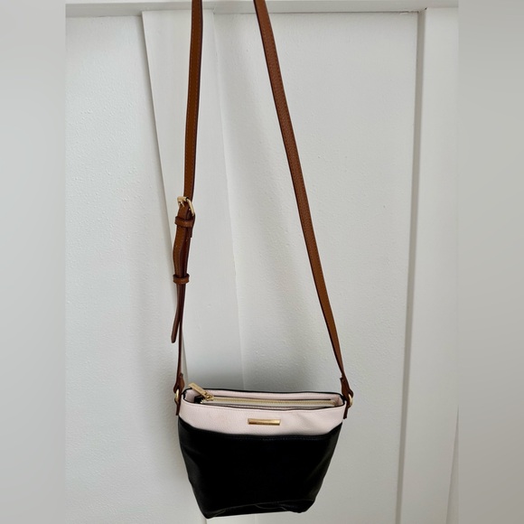 Anne Klein Black and Pink Crossbody Bag - Picture 1 of 3